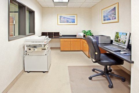 Express Portland West/hillsboro By Ihg Hillsboro