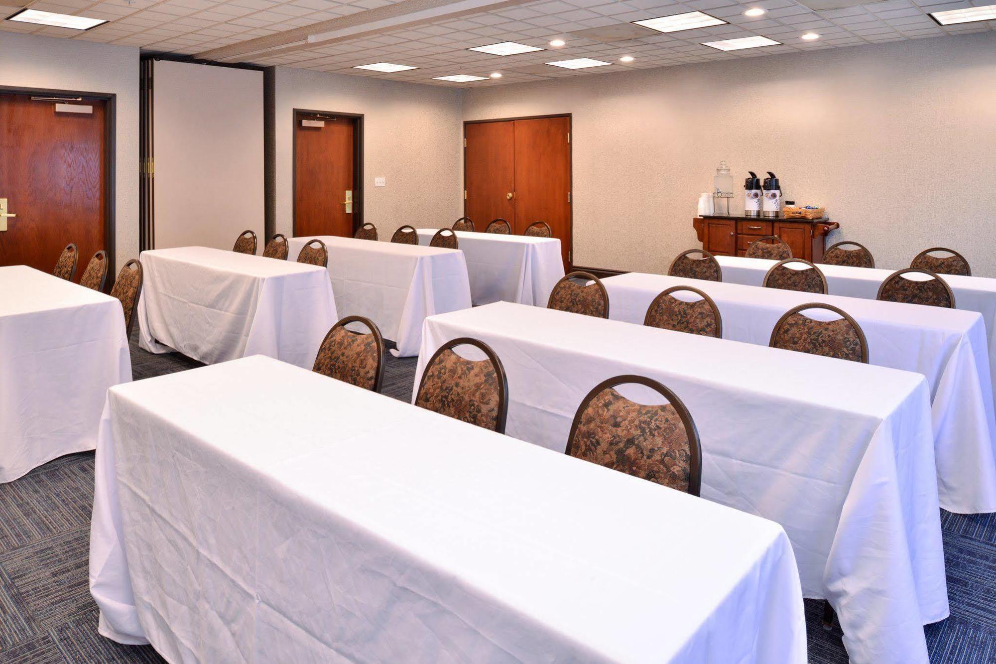 Express Portland West/hillsboro By Ihg 2* Hillsboro