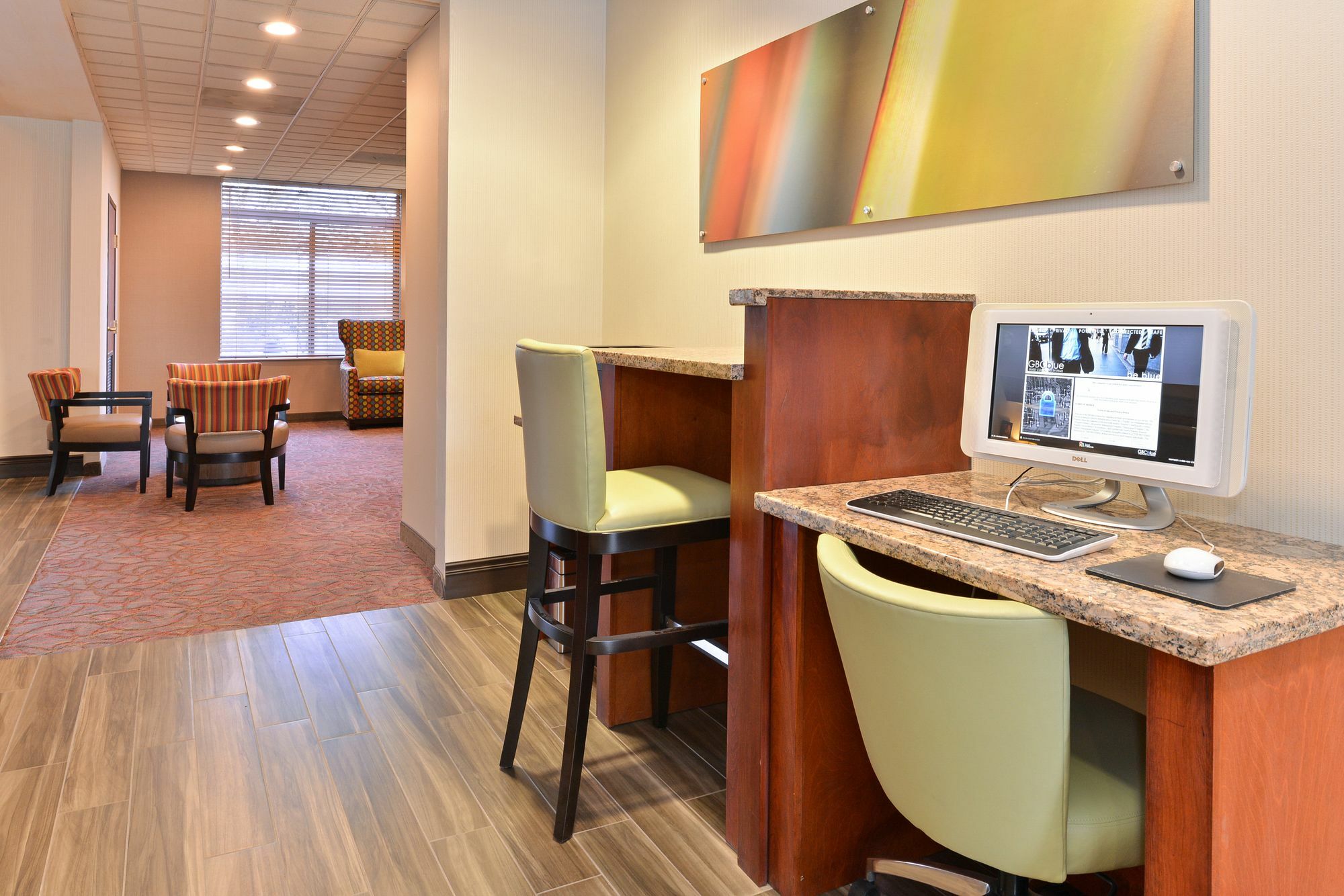 Express Portland West/hillsboro By Ihg Hotel