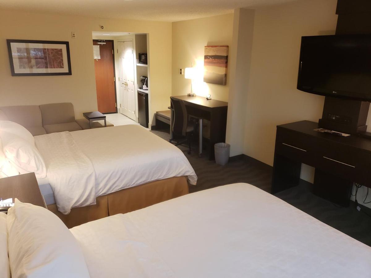 Express Portland West/hillsboro By Ihg Hotel 2*